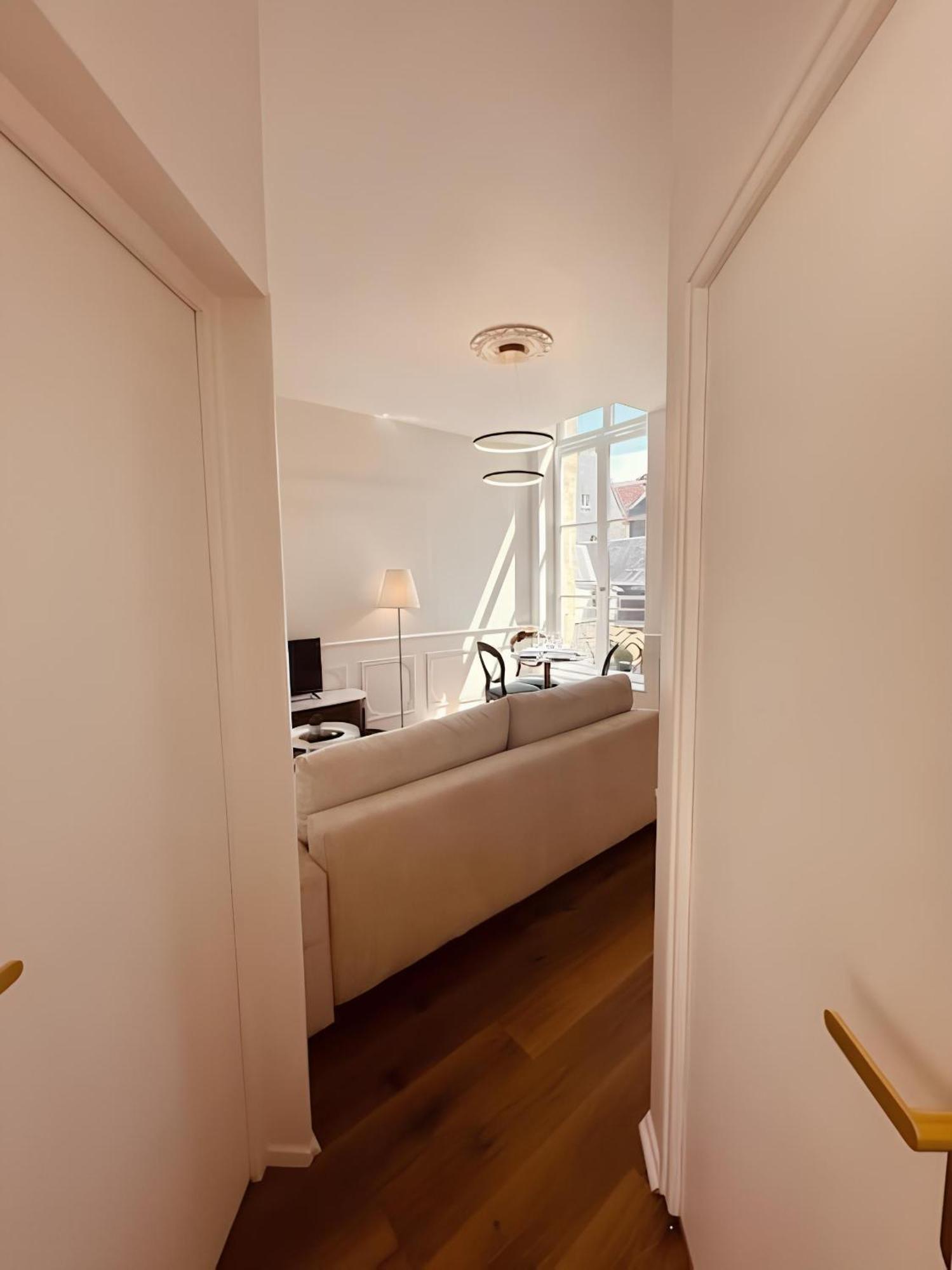St Croix Appartement Style Haussmannien Lumineux "Menage & Linge Inclus" Руан Екстериор снимка