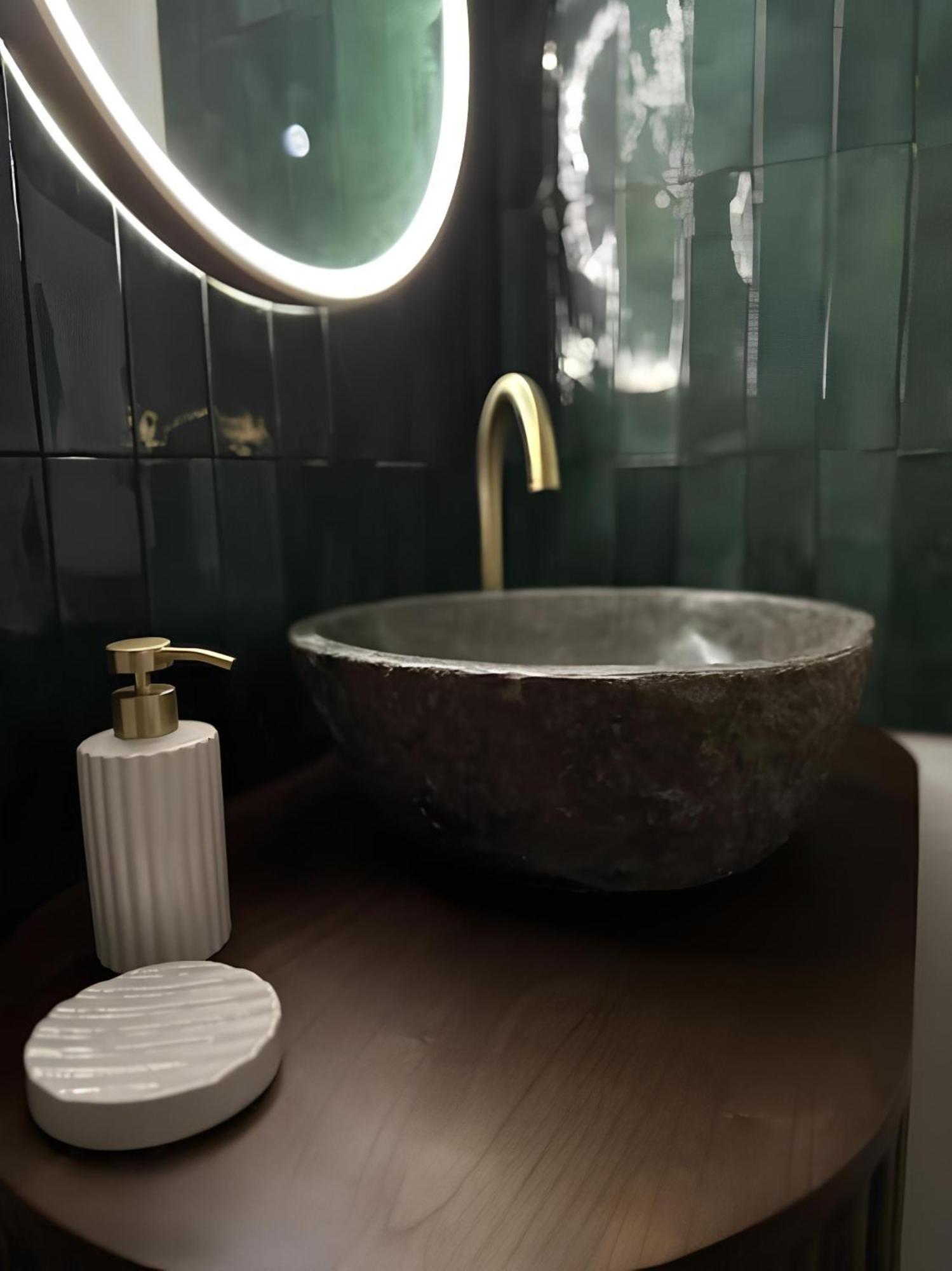 St Croix Appartement Style Haussmannien Lumineux "Menage & Linge Inclus" Руан Екстериор снимка